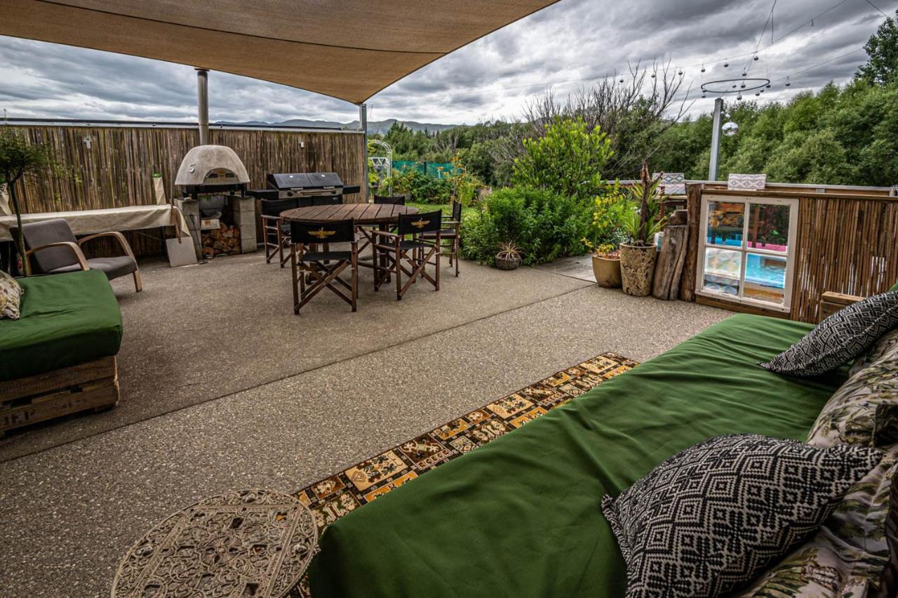 Villa The Artist'S House Wanaka Luggate Esterno foto